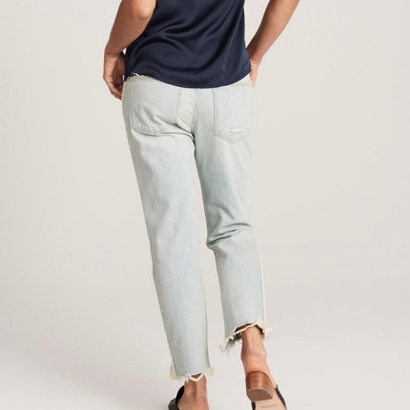 Ripped Boyfriend Jeans - Picture 3 of 3